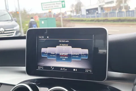 KO18EXF Mercedes-Benz C-Class C200 SE 4dr 9G-Tronic Thumbnail #37