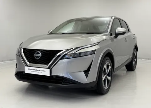 YX72PKE Nissan Qashqai 1.3 DiG-T MH N-Connecta 5dr Thumbnail #6