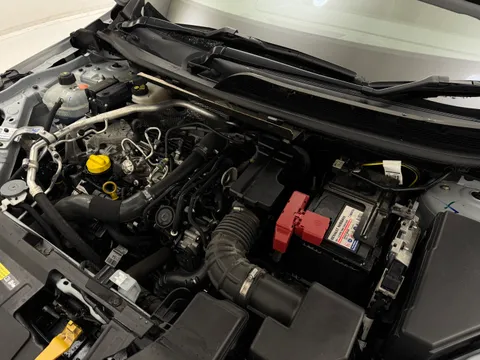 YX72PKE Nissan Qashqai 1.3 DiG-T MH N-Connecta 5dr Thumbnail #30