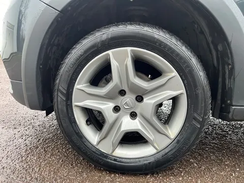 4 of 31 for Dacia Sandero Stepway 0.9 TCe Comfort 5dr