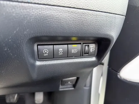 DV73MZF Toyota Aygo X 1.0 VVT-i Edge 5dr Thumbnail #17