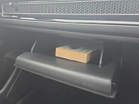 DK72YEC Honda Civic 2.0 eHEV Elegance 5dr CVT Thumbnail #24