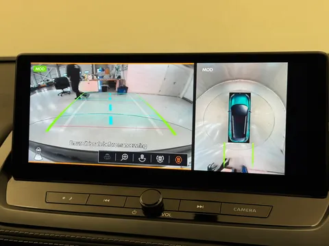 OX74FWV Nissan Qashqai 1.3 DiG-T MH Tekna 5dr Thumbnail #30