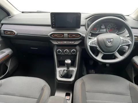 BU71YNE Dacia Sandero Stepway 1.0 TCe Prestige 5dr Thumbnail #16