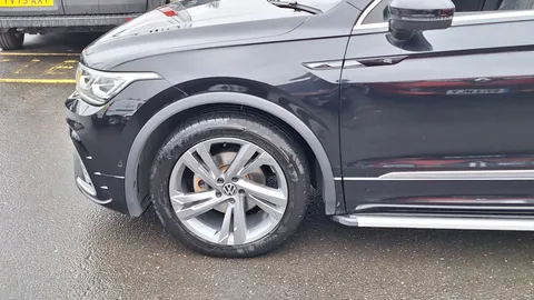 MD72XXM Volkswagen Tiguan 1.5 TSI 150 R-Line Edition 5dr DSG Thumbnail #7