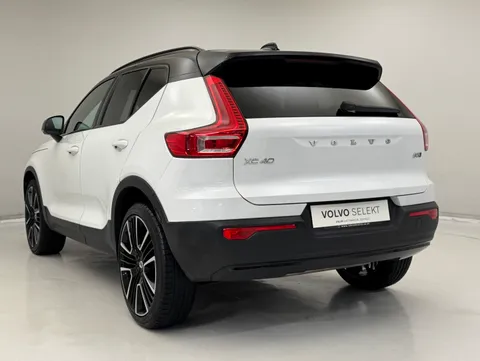 K10EEY Volvo XC40 2.0 B5P R DESIGN Pro 5dr AWD Auto Thumbnail #9