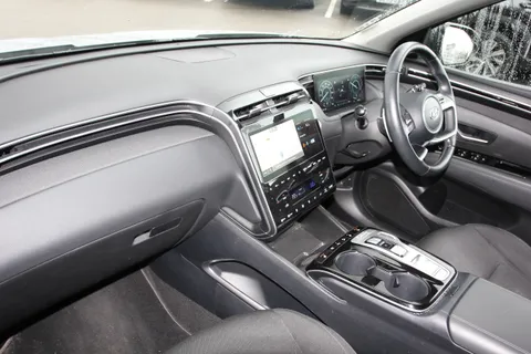 DC72MEU Hyundai Tucson 1.6 TGDi Hybrid 230 Premium 5dr 2WD Auto Thumbnail #12
