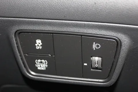 DC72MEU Hyundai Tucson 1.6 TGDi Hybrid 230 Premium 5dr 2WD Auto Thumbnail #19