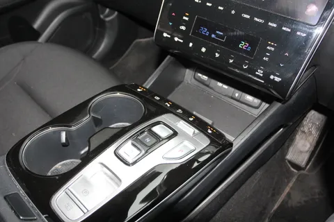 DC72MEU Hyundai Tucson 1.6 TGDi Hybrid 230 Premium 5dr 2WD Auto Thumbnail #26