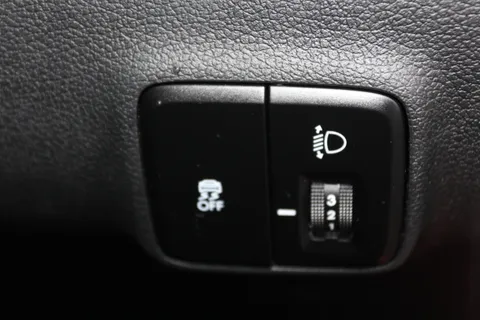 DF75ZXZ Hyundai i10 1.0 [63] Advance 5dr Auto [Nav] Thumbnail #18