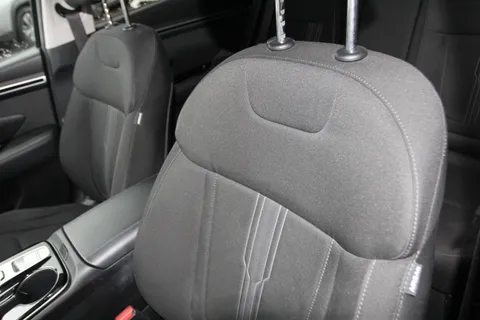 ET21HLF Hyundai Tucson 1.6 TGDi Hybrid 230 SE Connect 5dr 2WD Auto Thumbnail #12