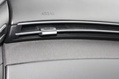 ET21HLF Hyundai Tucson 1.6 TGDi Hybrid 230 SE Connect 5dr 2WD Auto Thumbnail #14