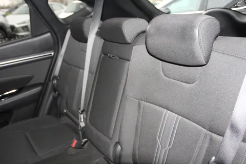 ET21HLF Hyundai Tucson 1.6 TGDi Hybrid 230 SE Connect 5dr 2WD Auto Thumbnail #15