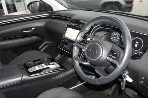 ET21HLF Hyundai Tucson 1.6 TGDi Hybrid 230 SE Connect 5dr 2WD Auto Thumbnail #20