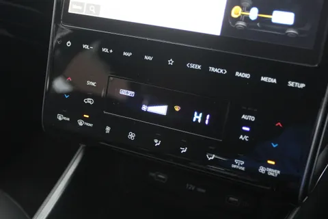 ET21HLF Hyundai Tucson 1.6 TGDi Hybrid 230 SE Connect 5dr 2WD Auto Thumbnail #29