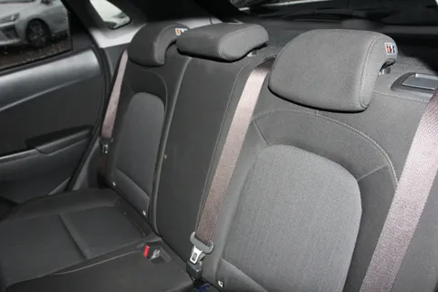 SB71FCU Hyundai Kona 1.6 GDi Hybrid Premium 5dr DCT Thumbnail #11