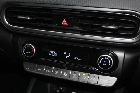 SB71FCU Hyundai Kona 1.6 GDi Hybrid Premium 5dr DCT Thumbnail #26