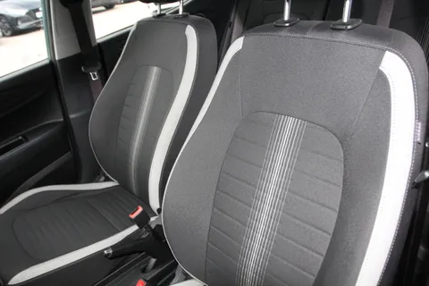 EK22PNN Hyundai i10 1.2 MPi SE Connect 5dr Thumbnail #8