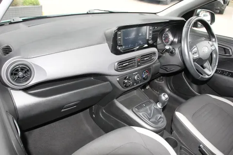 EK22PNN Hyundai i10 1.2 MPi SE Connect 5dr Thumbnail #9