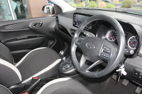 EK22PNN Hyundai i10 1.2 MPi SE Connect 5dr Thumbnail #16