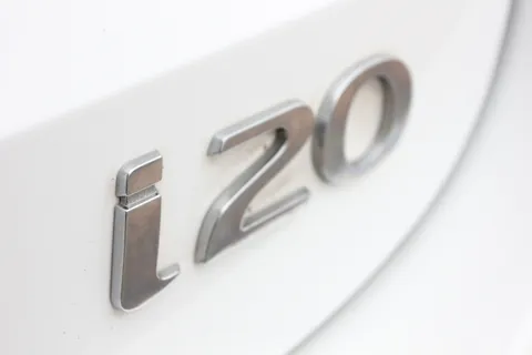 EN21WFG Hyundai i20 1.0T GDi 48V MHD Premium 5dr Thumbnail #14