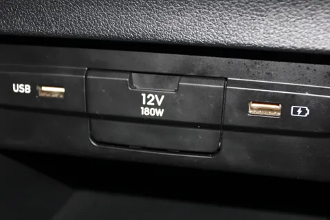 EN21WFG Hyundai i20 1.0T GDi 48V MHD Premium 5dr Thumbnail #25