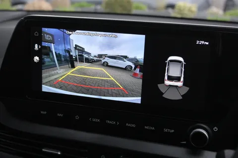 EN21WFG Hyundai i20 1.0T GDi 48V MHD Premium 5dr Thumbnail #27