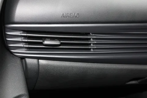 MC75FVZ Hyundai i20 1.0T GDi 90 Tech Line 5dr DCT Thumbnail #10