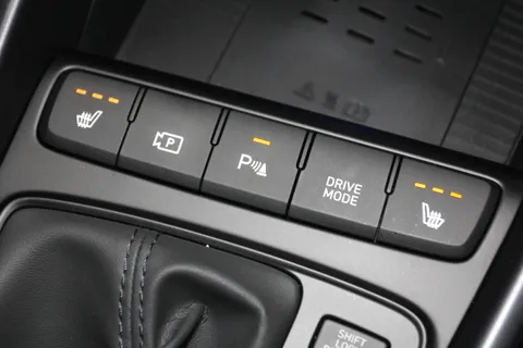 MC75FVZ Hyundai i20 1.0T GDi 90 Tech Line 5dr DCT Thumbnail #23