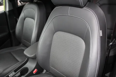 MJ20OBP Hyundai Kona 1.6 GDi Hybrid Premium SE 5dr DCT Thumbnail #8