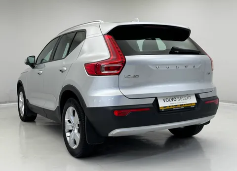 DV19DXA Volvo XC40 2.0 D3 Momentum 5dr Geartronic Thumbnail #9