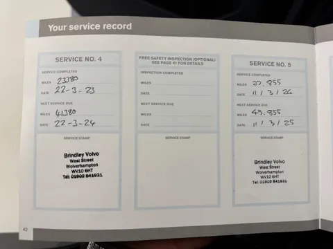 DV19DXA Volvo XC40 2.0 D3 Momentum 5dr Geartronic Thumbnail #18