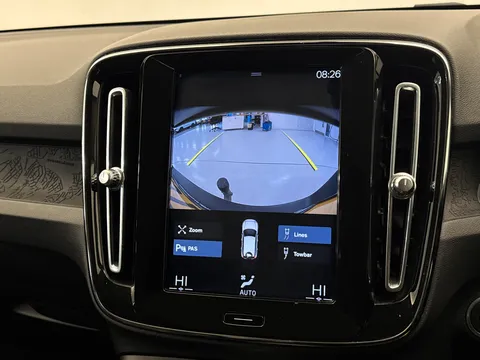 DV19DXA Volvo XC40 2.0 D3 Momentum 5dr Geartronic Thumbnail #27