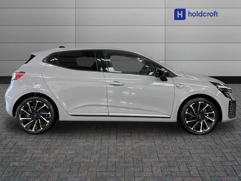 WN74HGP Renault Clio 1.6 E-TECH full hybrid 145 Esprit Alpine 5dr Auto Thumbnail #6