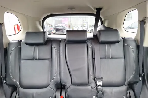 SP18TXO Mitsubishi Outlander 2.0 PHEV 4h 5dr Auto Thumbnail #11