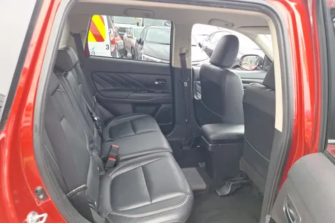 SP18TXO Mitsubishi Outlander 2.0 PHEV 4h 5dr Auto Thumbnail #31