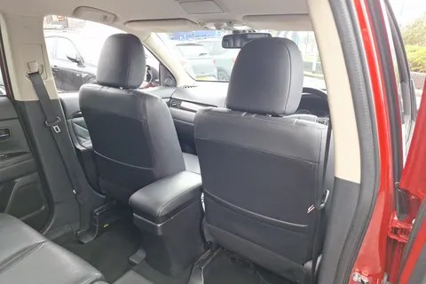 SP18TXO Mitsubishi Outlander 2.0 PHEV 4h 5dr Auto Thumbnail #32