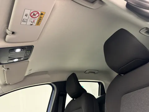 SB71HAE Renault Clio 1.0 TCe 90 Iconic 5dr Thumbnail #19