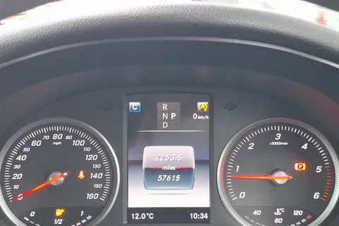 RX66UWT Mercedes-Benz GLC GLC 220d 4Matic Sport Premium 5dr 9G-Tronic Thumbnail #12