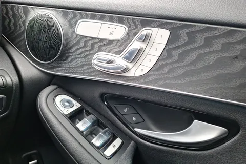 RX66UWT Mercedes-Benz GLC GLC 220d 4Matic Sport Premium 5dr 9G-Tronic Thumbnail #41