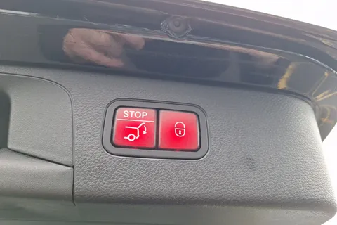 RX66UWT Mercedes-Benz GLC GLC 220d 4Matic Sport Premium 5dr 9G-Tronic Thumbnail #22