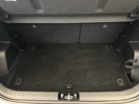 DU73BKA Hyundai i20 1.0T GDi Premium 5dr DCT Thumbnail #10