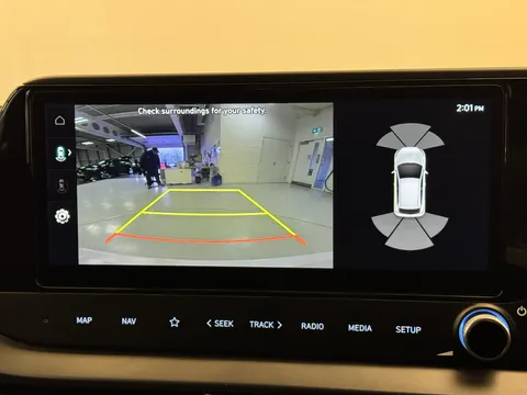 DU73BKA Hyundai i20 1.0T GDi Premium 5dr DCT Thumbnail #24