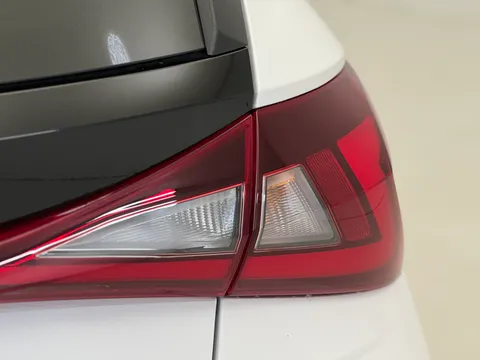 DU73BKA Hyundai i20 1.0T GDi Premium 5dr DCT Thumbnail #33