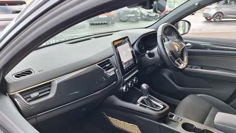 NG72OMY Renault ARKANA 1.6 E-Tech full hybrid 145 Engineered 5dr Auto Thumbnail #6