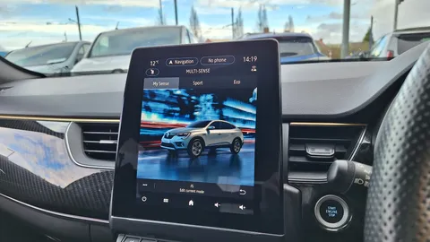 NG72OMY Renault ARKANA 1.6 E-Tech full hybrid 145 Engineered 5dr Auto Thumbnail #31