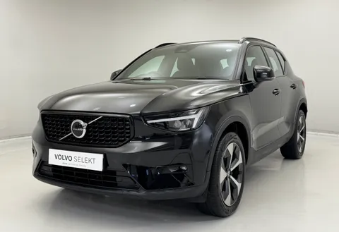 SD25YDX Volvo XC40 2.0 B3P Plus Dark 5dr Auto Thumbnail #4