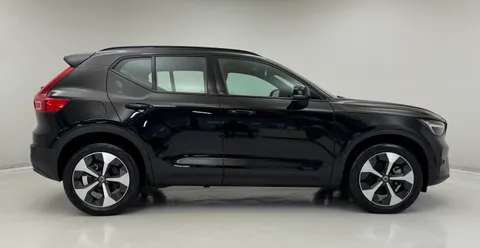 SD25YDX Volvo XC40 2.0 B3P Plus Dark 5dr Auto Thumbnail #6