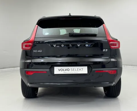 SD25YDX Volvo XC40 2.0 B3P Plus Dark 5dr Auto Thumbnail #8