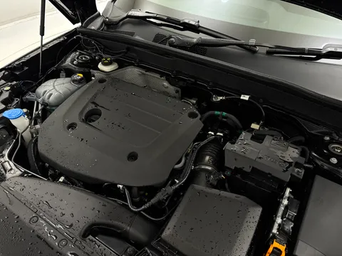 SD25YDX Volvo XC40 2.0 B3P Plus Dark 5dr Auto Thumbnail #37